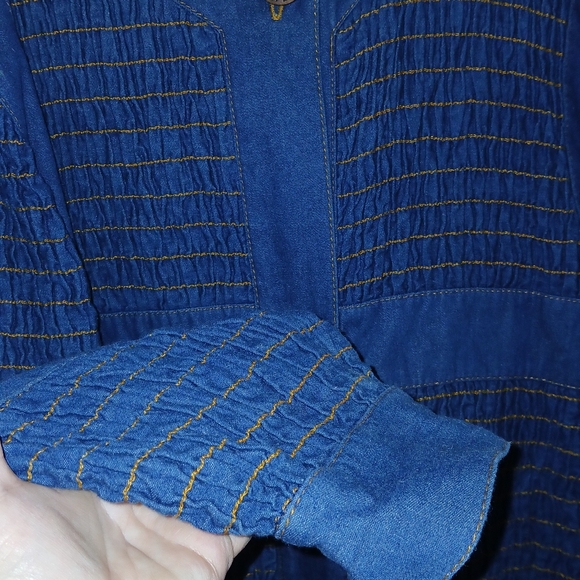 Blue Textured Button-Up Jacket - Picture 4 of 6